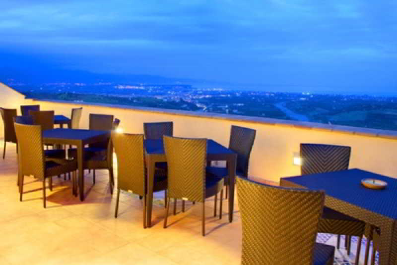 Relais Hotel Palazzo Castriota كوريليانو كالابرو المظهر الخارجي الصورة