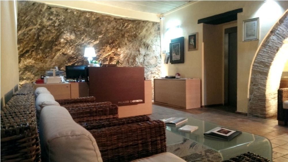 Relais Hotel Palazzo Castriota كوريليانو كالابرو المظهر الخارجي الصورة