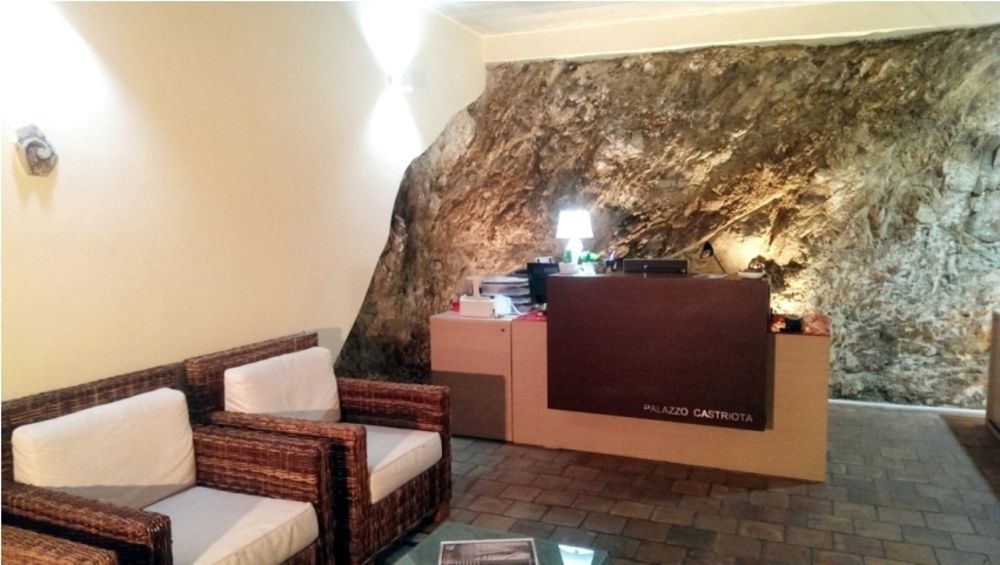 Relais Hotel Palazzo Castriota كوريليانو كالابرو المظهر الخارجي الصورة