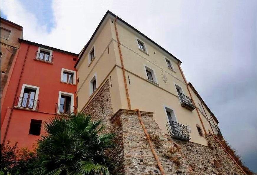 Relais Hotel Palazzo Castriota كوريليانو كالابرو المظهر الخارجي الصورة