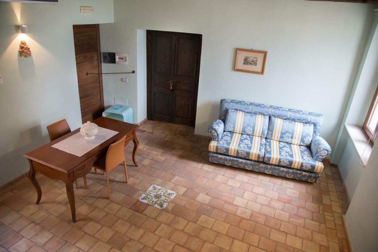 Relais Hotel Palazzo Castriota كوريليانو كالابرو المظهر الخارجي الصورة
