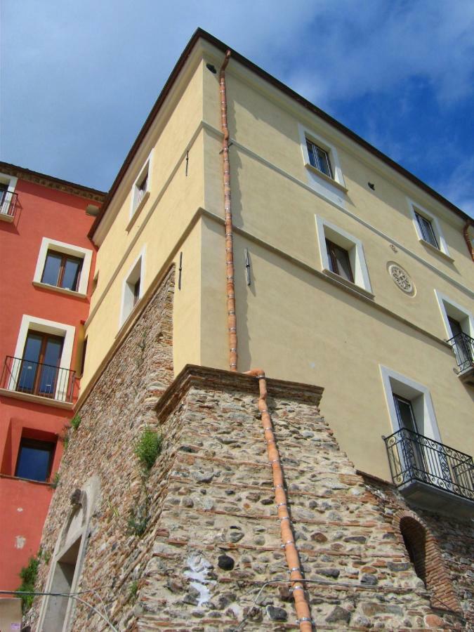 Relais Hotel Palazzo Castriota كوريليانو كالابرو المظهر الخارجي الصورة