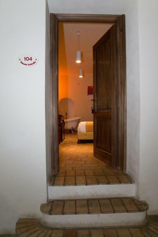 Relais Hotel Palazzo Castriota كوريليانو كالابرو المظهر الخارجي الصورة
